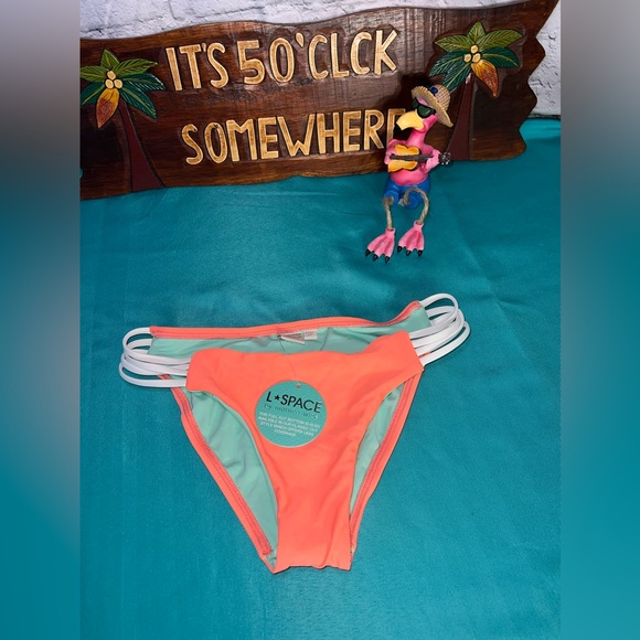 L*Space Swim Hot Pink Bikini‎ Bottom Full Size Size Small NWT ☀️😎 - Picture 1 of 7